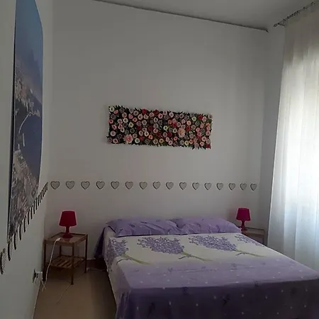 לינה וארוחת בוקר Dimora Filangieri נאפולי