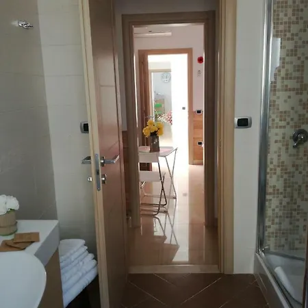 Dimora Filangieri Bed & Breakfast 3*